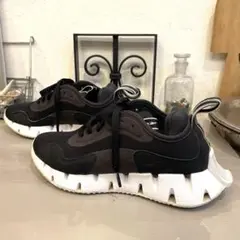 【24cm】Reebok スニーカ黒