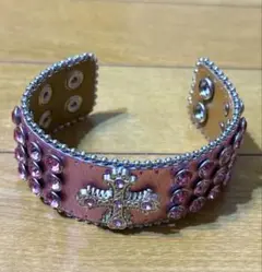 ピンク クロスモチーフ バングル