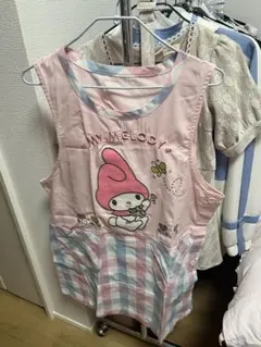 サンリオ エプロン ピンク チェック柄 保育士 幼稚園 ポケット付き