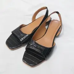 Item thumbnail for item 2c853b6e-1e8e-4829-8a15-51d16e8ba594