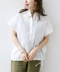 Item thumbnail for item 05859551-85f4-47fd-bd8e-35002a6e1691