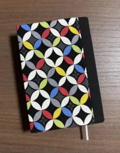 ハンドメイド ブックカバー（文庫）. 七宝 83