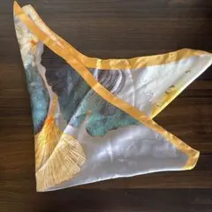 100%シルク　スカーフ
