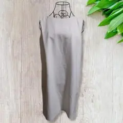 【ROPE】ノースリーブ 膝丈ワンピース 高見え 大人の服 大切なお席にもOK