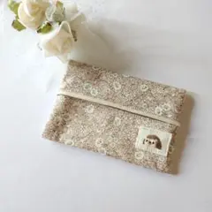 小花柄のハリネズミポケットティッシュケース/くすみピンク