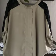 trois 新品　未使用 値札付き 半袖　カットソー モスグリーン　カーキ