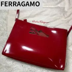 【超希少】フェラガモ パテントレザー レッド ショルダーバッグ
