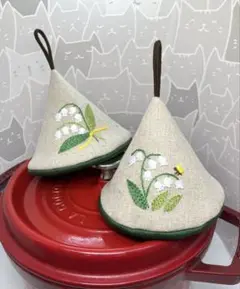 handmade三角ミトン スズラン