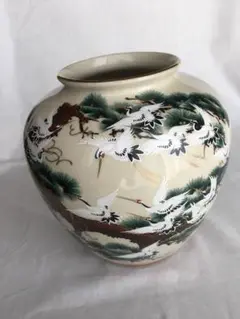 美品　唐津焼 宸山窯 鶴 壺 花器 木箱　共箱 久峰陶苑　送料無料　骨董　和風 美品 唐津焼 宸山窯 鶴 壺 花器 木箱 共箱 久峰陶苑 送料無料