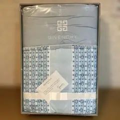 ❤️未使用❤️日本製GIVENCHY 高級掛け布団　140×190センチ