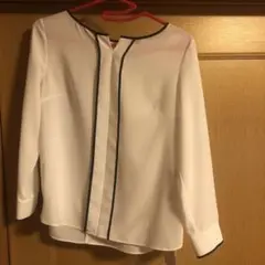 untitled 新品　ブラウス　定価17,000円
