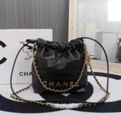 CHANEL ブラック ドローストリングバッグ