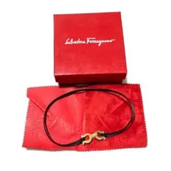 Salvatore Ferragamo ガンチーニ チョーカー ネックレス 箱付