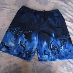 160？170？位水着男子