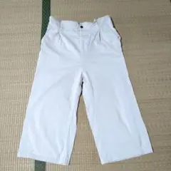 ホワイト デニムのワイドレッグパンツ ゴムウエスト