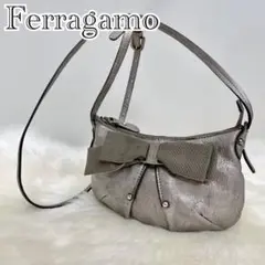 【美品】サルヴァトーレ フェラガモ ヴァラ リボン ポシェット シルバー レザー