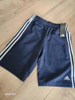 【新品未使用】adidas IC6822 ネイビー 半ズボン 160cm