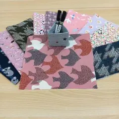 ★A989★ カットクロス/プリント生地/国産/25cm×25cm/10点