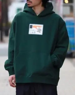 BLACK EYE PATCH LABEL CAUTION HOODIE