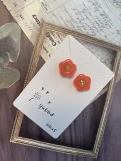 yubba花形オレンジピアス No.25