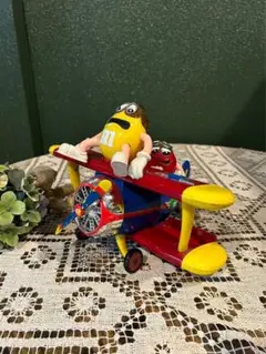 ★超激レア★ M&M's エムアンドエムズ 乗り物 ディスペンサー　飛行機 2025年最新】m＆m ディスペンサー 飛行機の人気アイテム - メルカリ