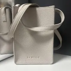 オフホワイトレザー 縦型ショルダーバッグ