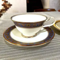 Item thumbnail for item bea03c65-8127-4a77-ae2f-e9e2d1f2b169