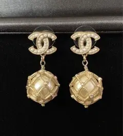 シャネル 珍しい パールピアス