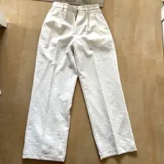 エリオポール ホワイトパンツ【新品タグ付】