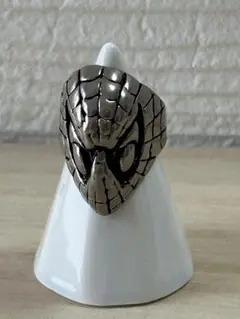 マーベル スパイダーマンデザインリング シルバー色