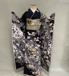 黒地のシックな古典振袖フルセット