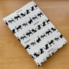 再販⑨ ブックカバー　猫柄② A5サイズ
