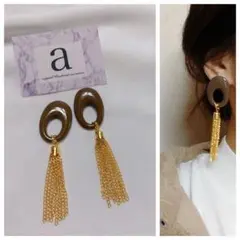 2196-5 ダークブラウン☺︎オーバルフープとゴールドタッセルのピアス☺︎