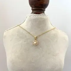 パール桜モチーフネックレス ゴールド金具 カワイイ クリーム お花 高級感