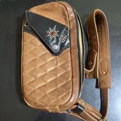 新品未使用 希少THE FLAT HEAD ショルダーバッグ THE FLAT HEAD ザフラットヘッド MOON SHOULDER BAG 茶芯 ホース