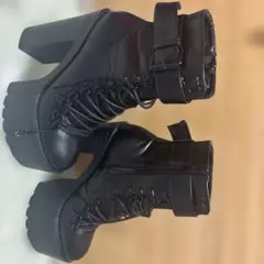 厚底ブーツ