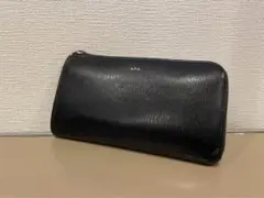 美品アーペーセー APC長財布ラウンドファスナー ゴールド金具 レザー ブラック