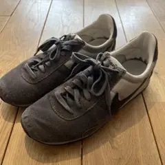 2012年製 NIKE プリ モントリオール レーサー US8