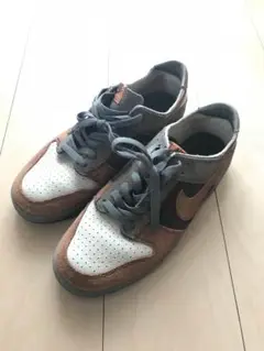 NIKE DUNK LOW