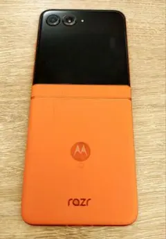 中古美品 Motorola razr 50 本体 12GB/512GB