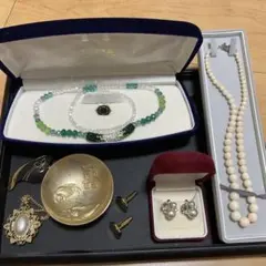 遺品整理　ネックレス・金杯・パール系、水晶、カフス、イヤリング、ブローチ