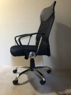 ブラックメッシュオフィスチェア