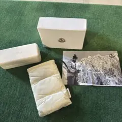 モンクレール MONCLER メガネケース ホワイト