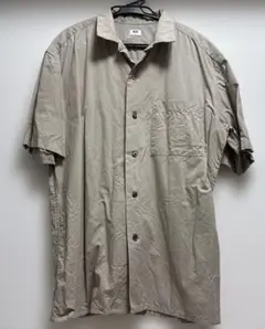 ★匿名配送　ユニクロ　ベージュ 半袖シャツ Sサイズ