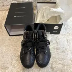 サマーセール　Vans ブラック ハイカットスニーカー