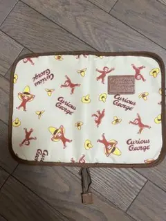 おさるのジョージ 母子手帳ケース