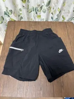 NIKE ハーフパンツ　M