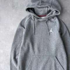 13705 AIR JORDAN ワンポイントロゴ パーカー