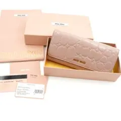 ✨美品・パスケース付き✨ MIUMIU 長財布 クロコ エナメル ピンク