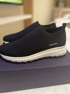 Prada 靴 低反発 スリッポン